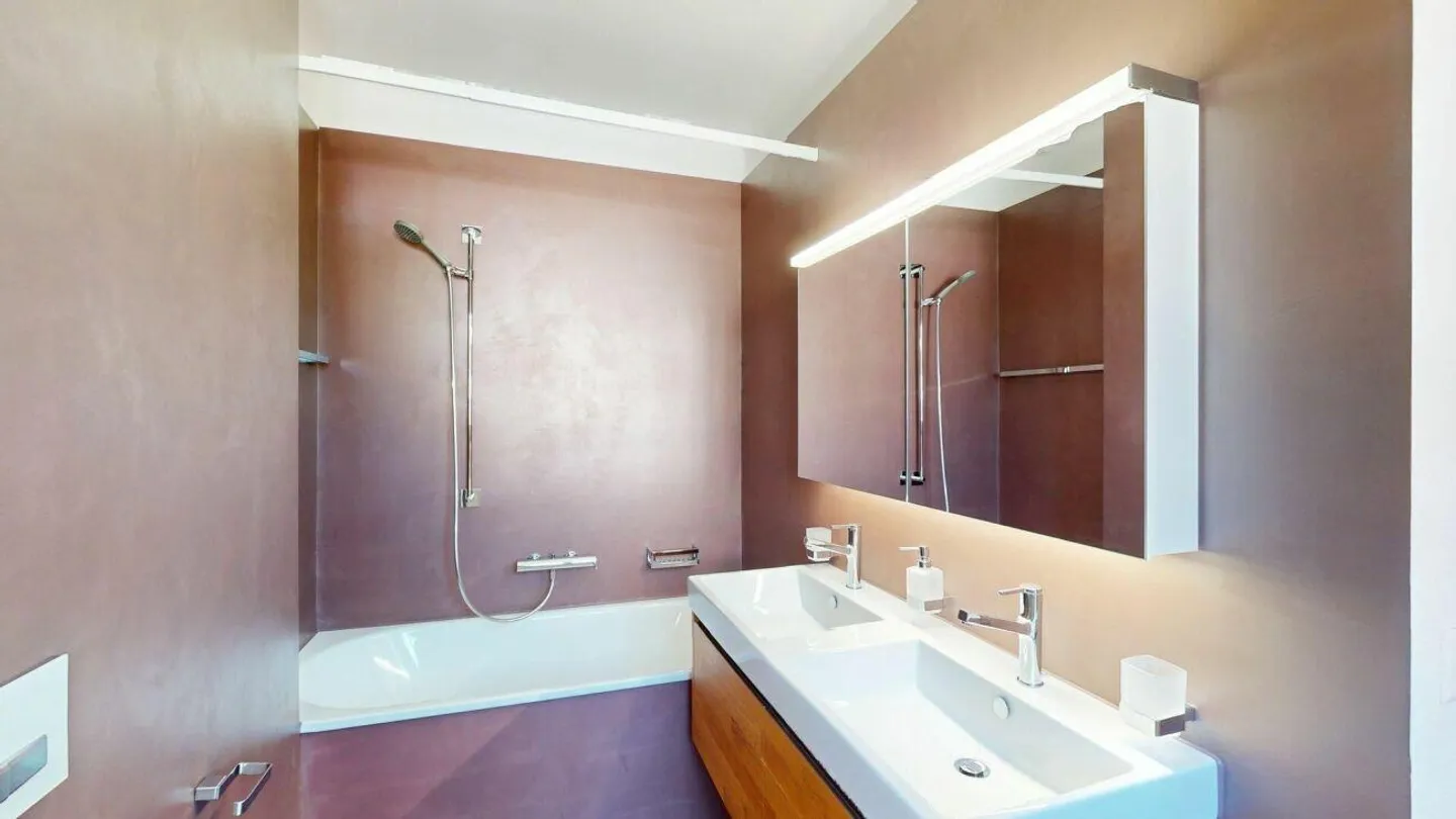 Freshly renovated gem with old building charm in Wesemlin - Photo 6 of 14