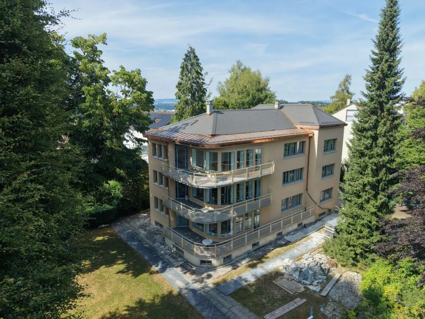 Freshly renovated gem with old building charm in Wesemlin - Photo 10 of 14
