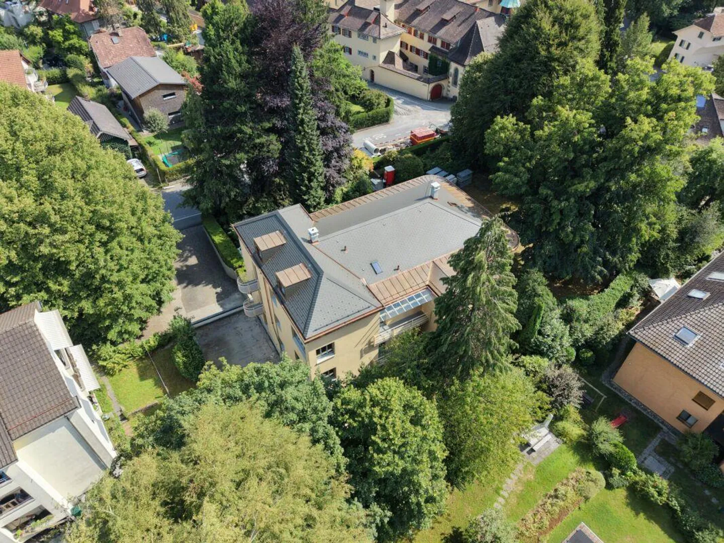 Freshly renovated gem with old building charm in Wesemlin - Photo 12 of 14