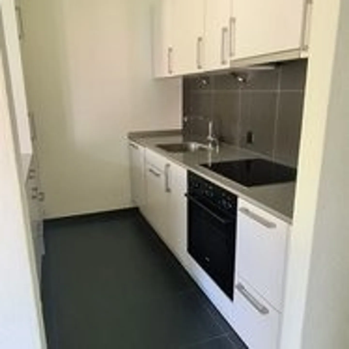 Charmante appartement de 1,5 pièce à Nidau cherche de nouveaux locataires! - Photo 2 sur 6