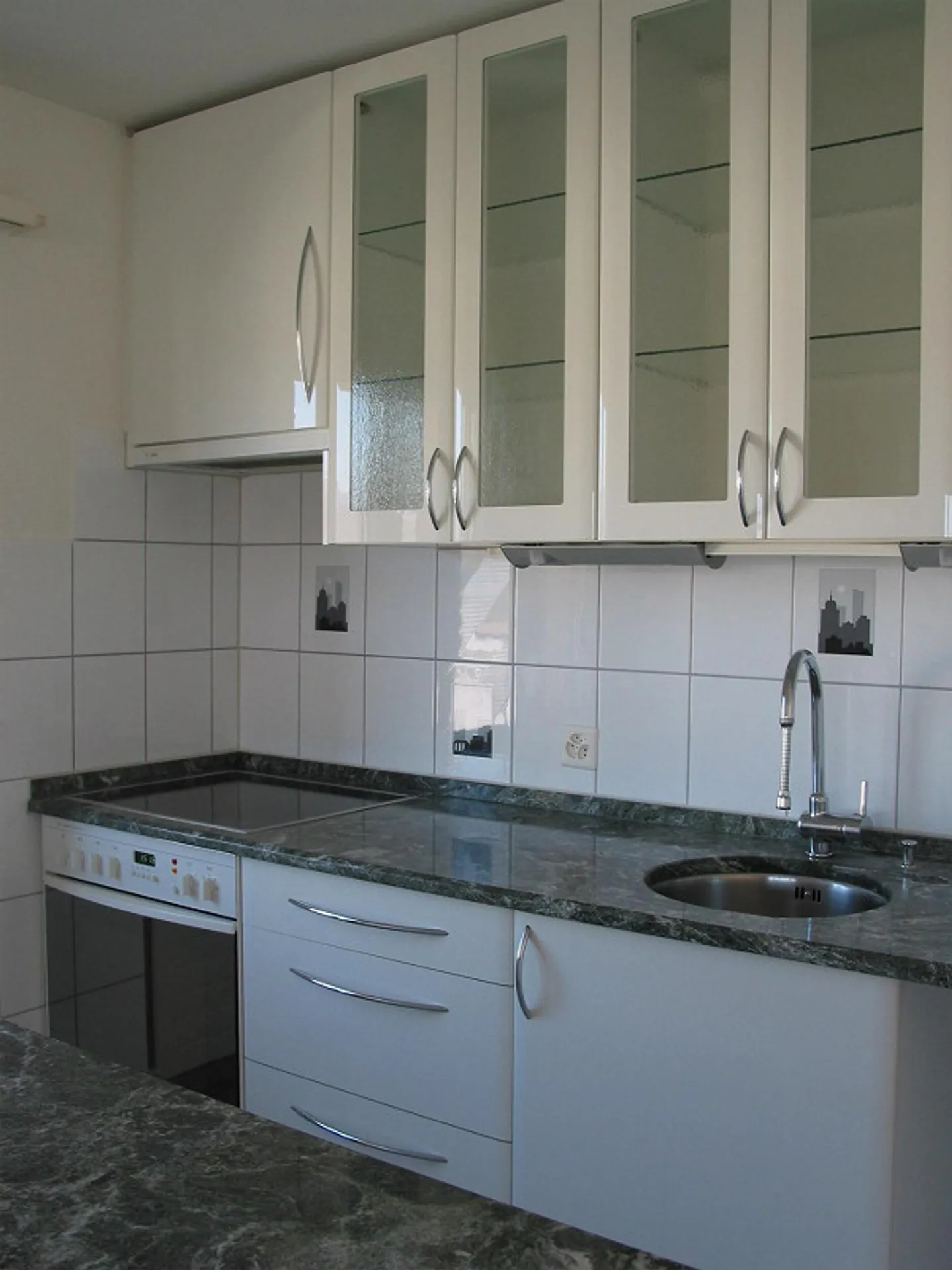Vivere temporaneamente con vista a Spreitenbach! - Foto 3 di 7