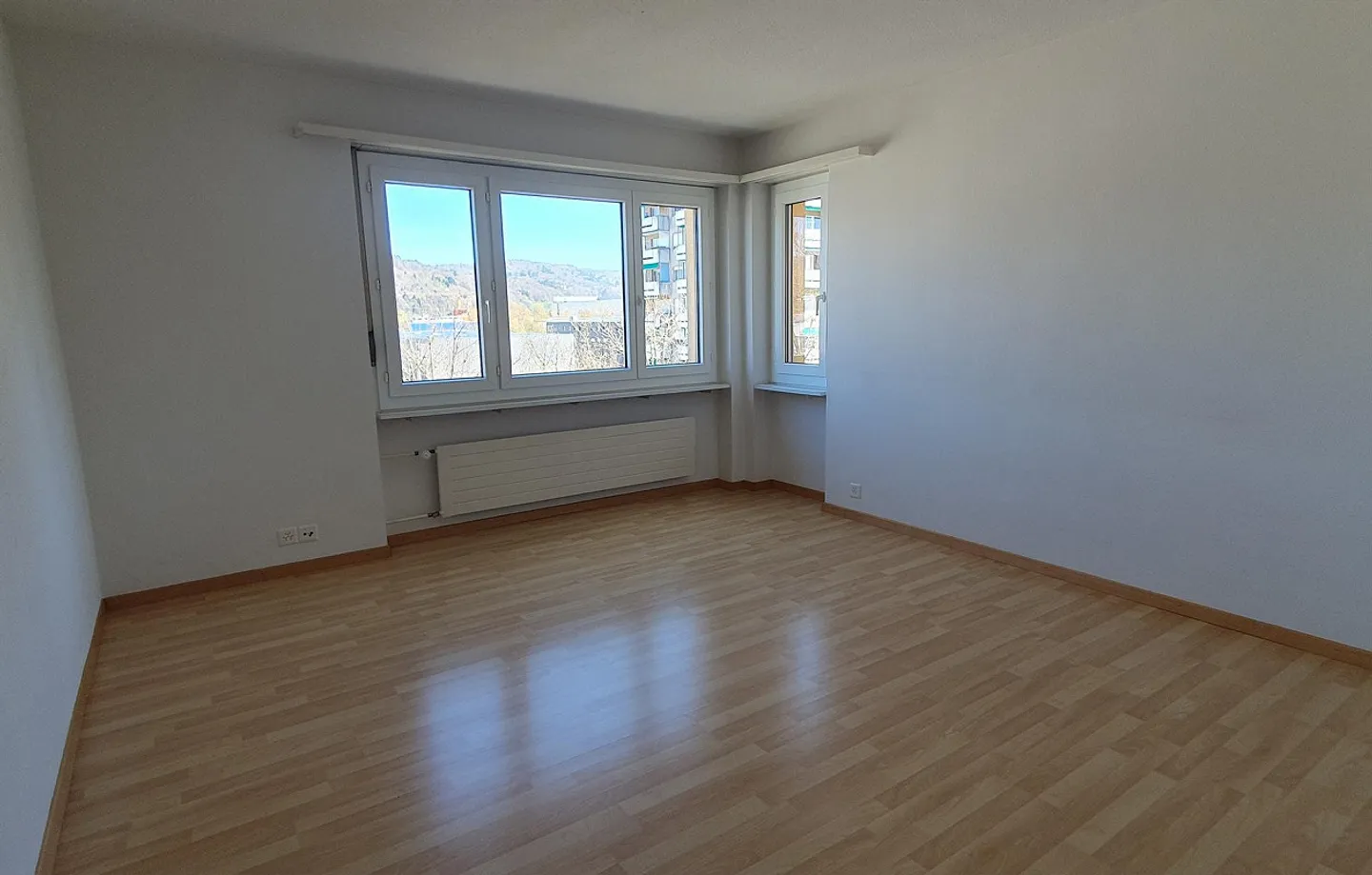 Vivere temporaneamente con vista a Spreitenbach! - Foto 4 di 7