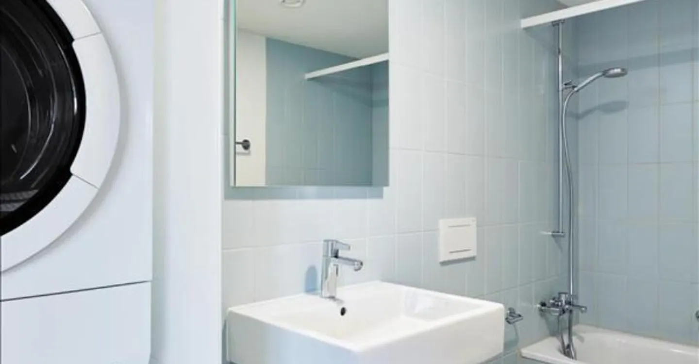 Modernes Apartment mit Balkon - Foto 3 von 3