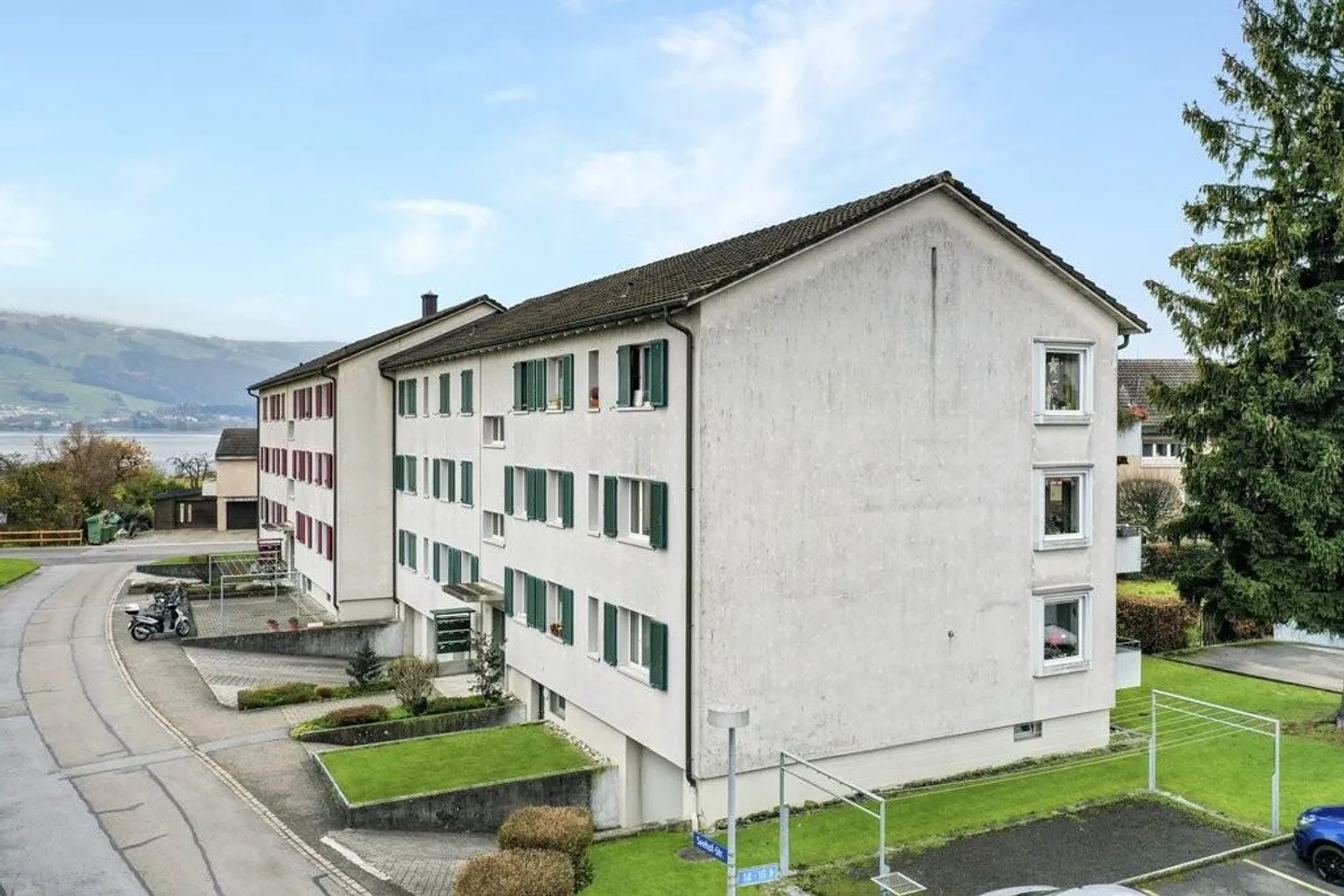 The beautiful 3-room apartment in the quiet southern district! - Photo 1 of 4