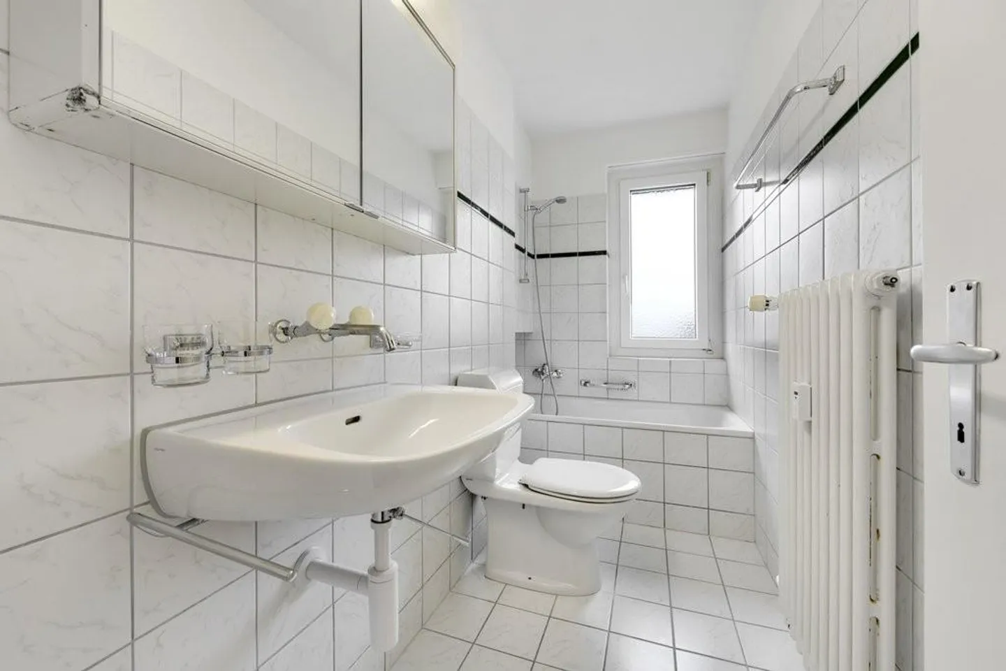 The beautiful 3-room apartment in the quiet southern district! - Photo 3 of 4