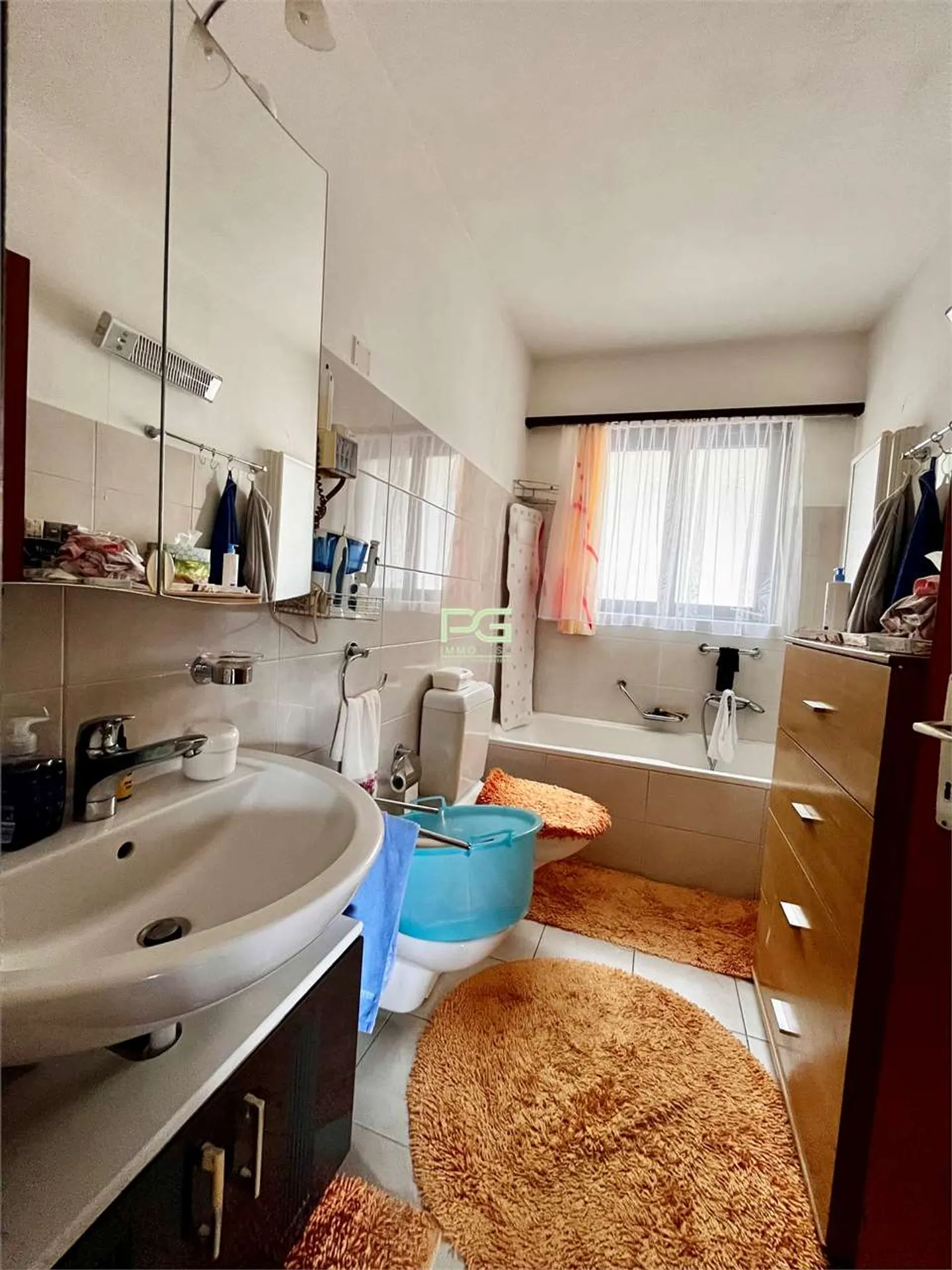 Zweifamilienhaus mit herrlicher Aussicht - Foto 8 von 13