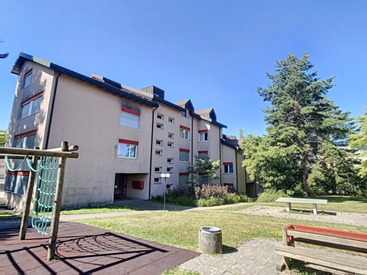 «SEHR SCHÖNE 3.5 Zimmer» - Foto 3 von 5