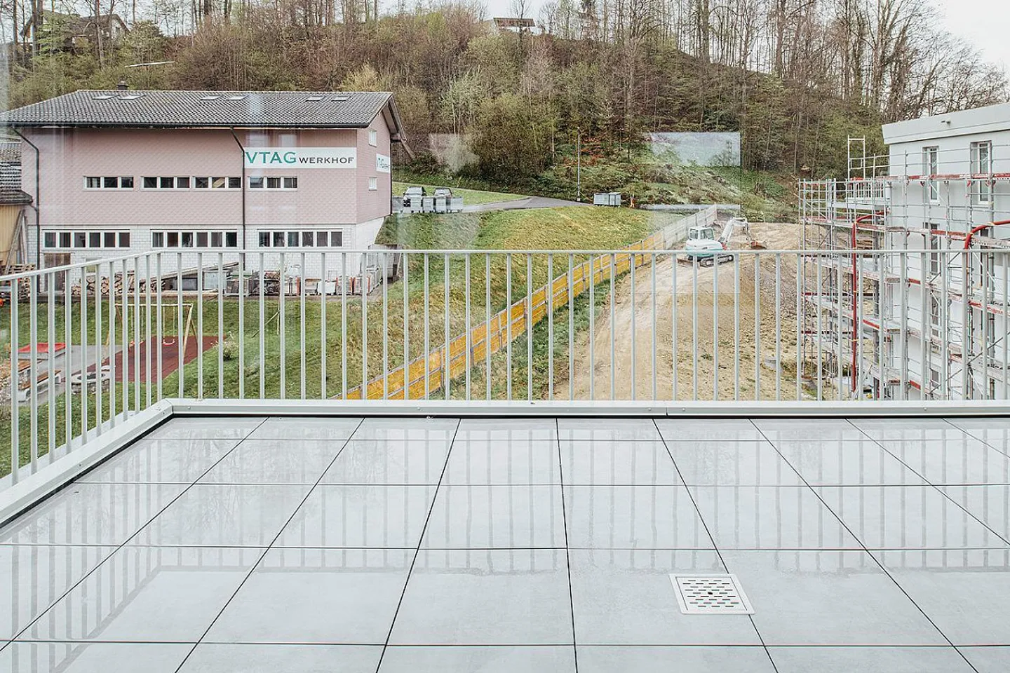 Appartement en attique de 3,5 pièces à Flawil - Photo 6 sur 13