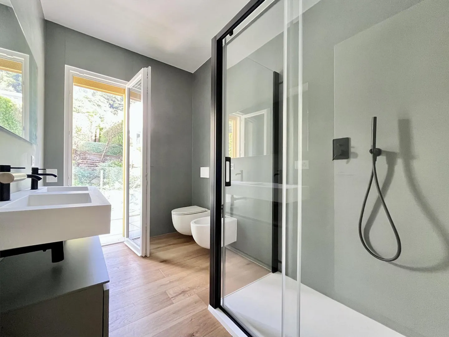 Attico 4.5 stanze con terrazze e vista lago a Brusino Arsizio - Foto 9 di 10