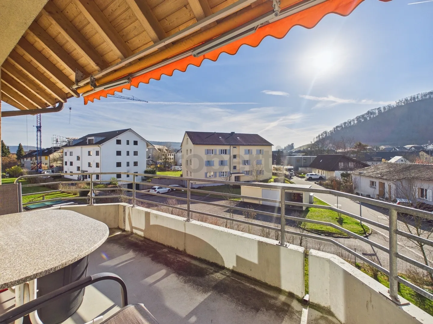 Appartement familial de 5,5 pièces avec vue magnifique et emplacement idéal à Villigen - Photo 5 sur 12