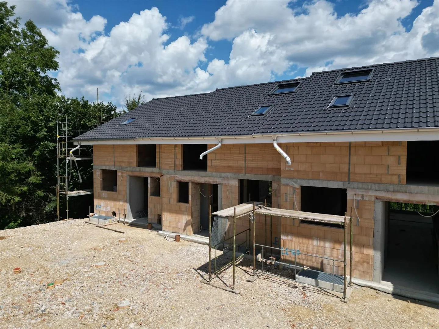 Semi-Detached House 18 Rooms - Photo 8 of 11