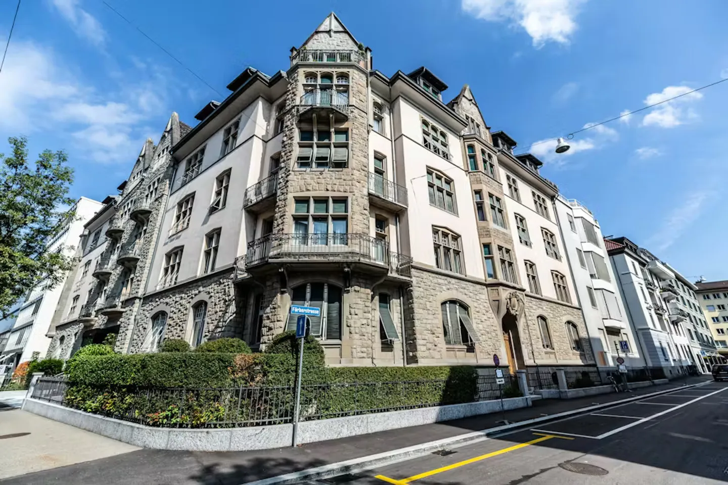 Charming Zurich Apartment - Photo 4 of 10