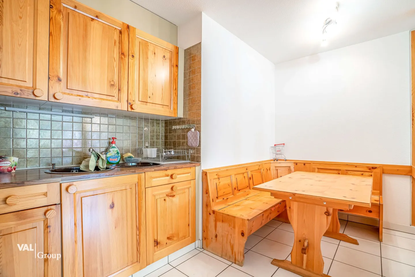 Appartement lumineux avec terrasse - Photo 4 sur 13