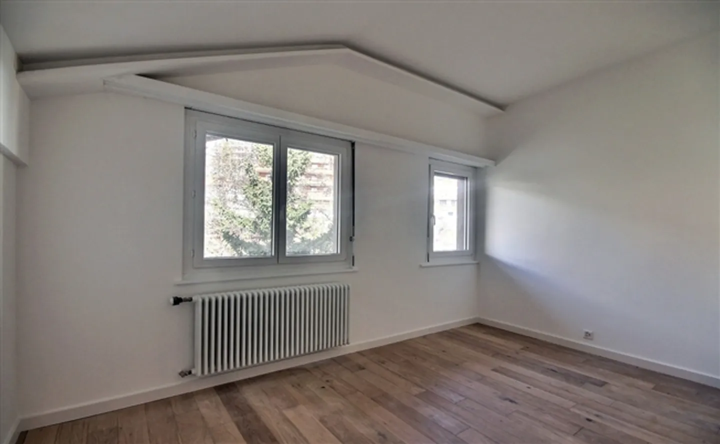 Stilvolles Doppelhaus mit Alpenblick - Foto 9 von 11