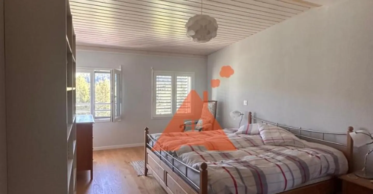 Spacieux duplex de 5,5 pièces sous toiture - Photo 5 sur 10