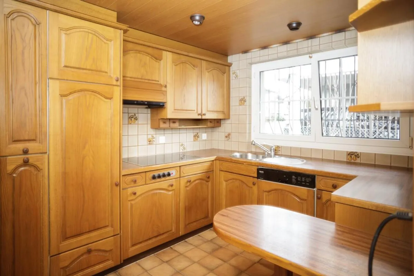 Hidden Treasure: House and Property with Great Potential - Photo 5 of 24