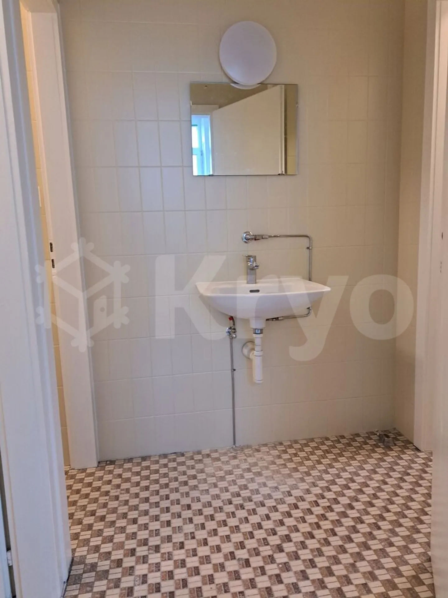 Renovated commercial space 70 m2 - Photo 5 of 5