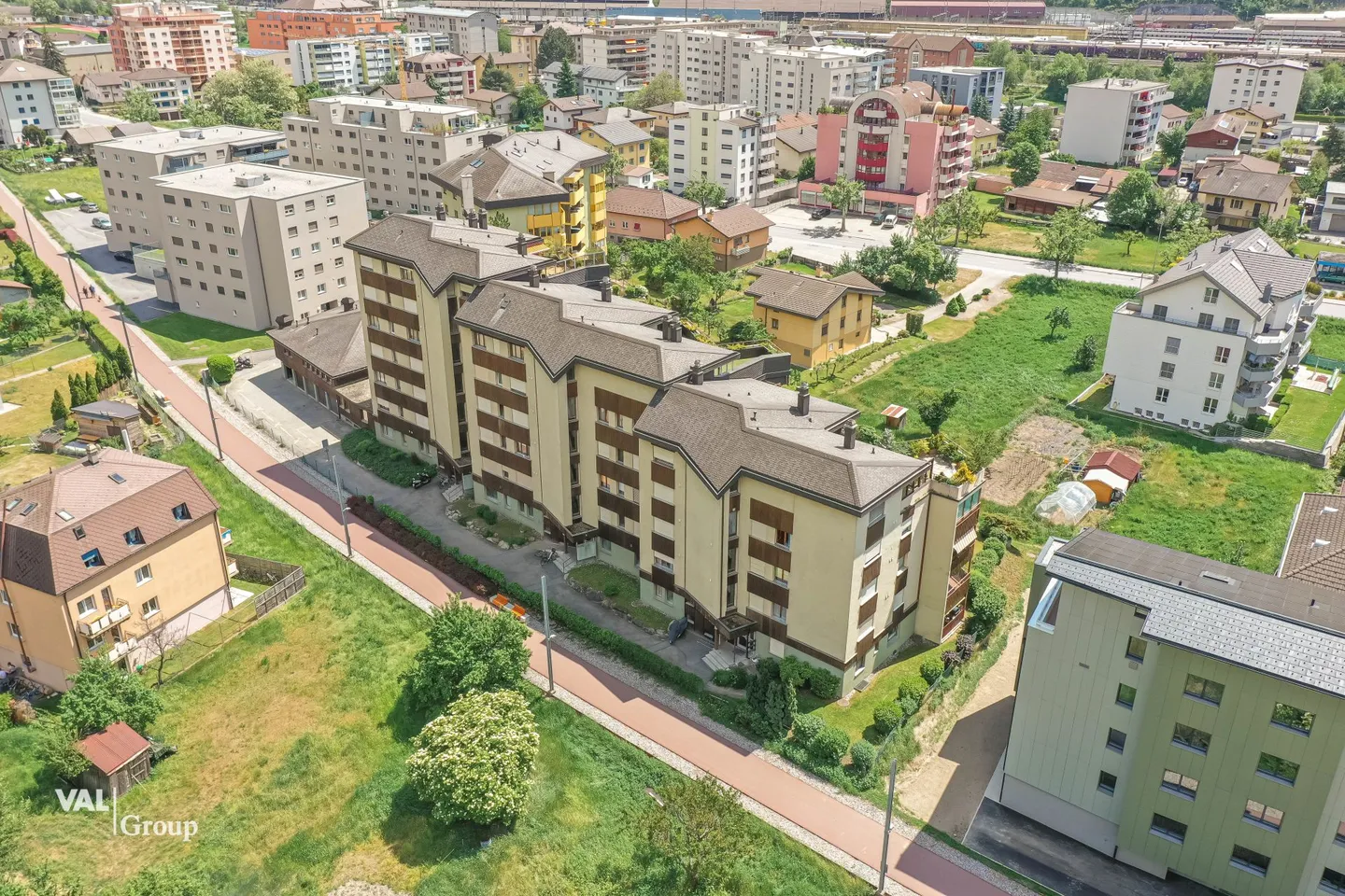 Appartement lumineux avec terrasse - Photo 11 sur 13