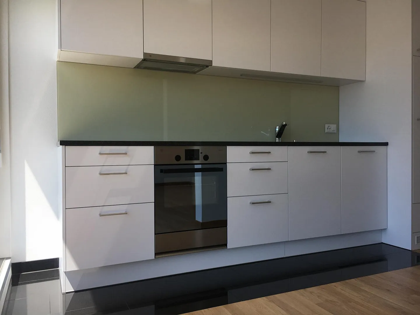 3.5 Zimmer Attika Wohnung mit Doppelterrasse und Blick über Basel - Foto 5 von 14