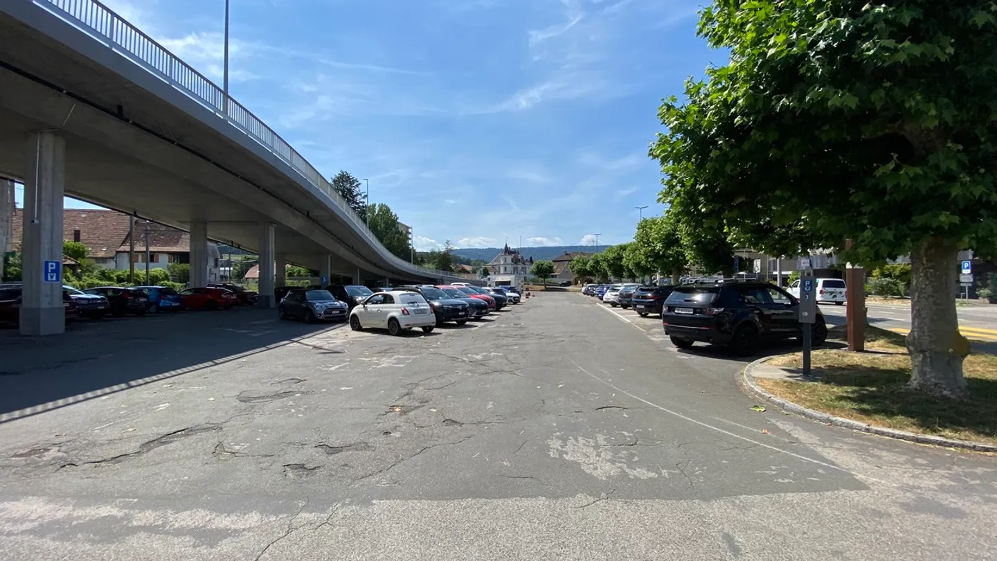 Magnifico spazio commerciale al piano terra di 166 m2 con posti auto. - Foto 38 di 38