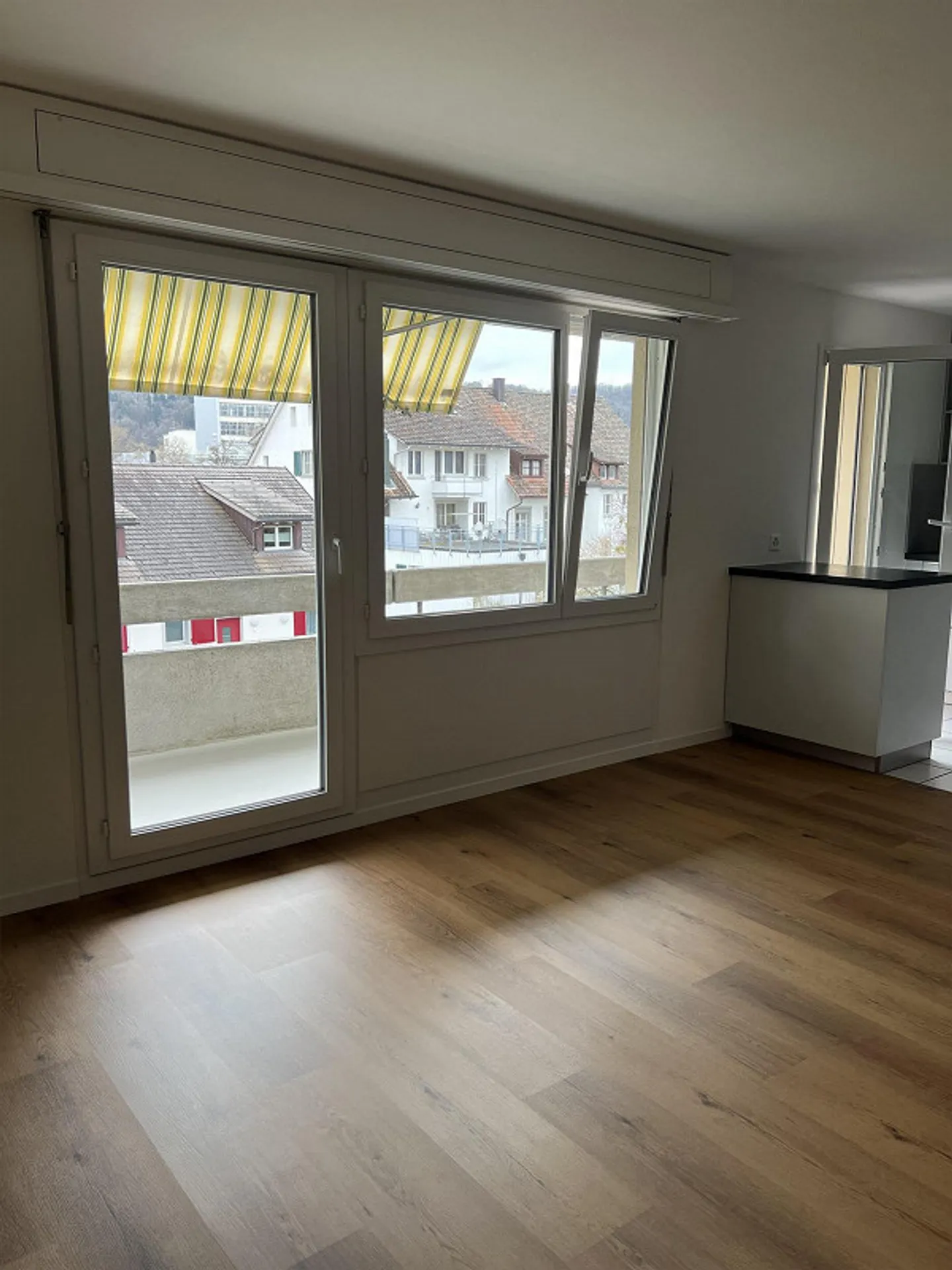 Appartamento 2.5 stanze appena ristrutturato in affitto - Foto 9 di 15