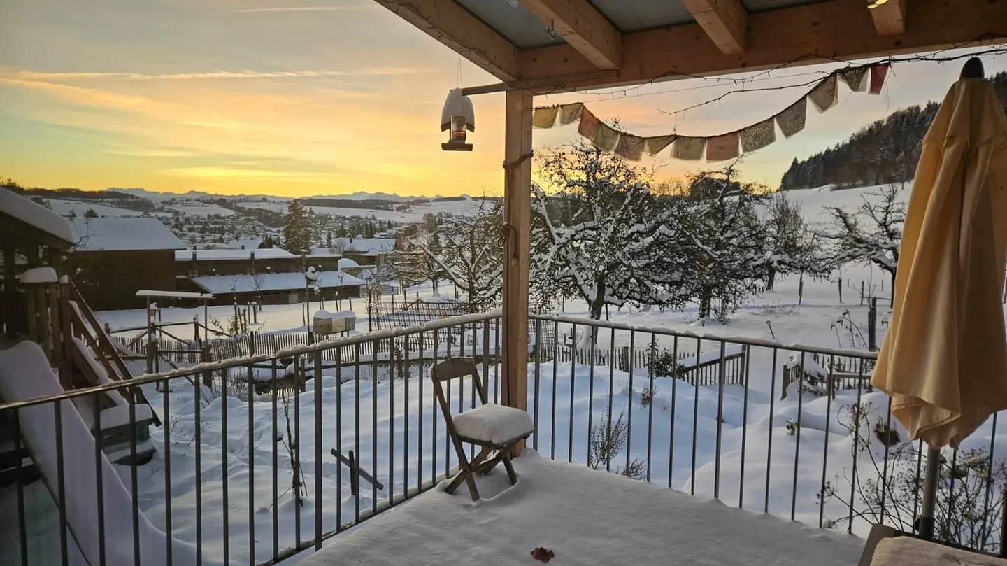 Charmantes Holzhaus mit Garten - Foto 8 von 8