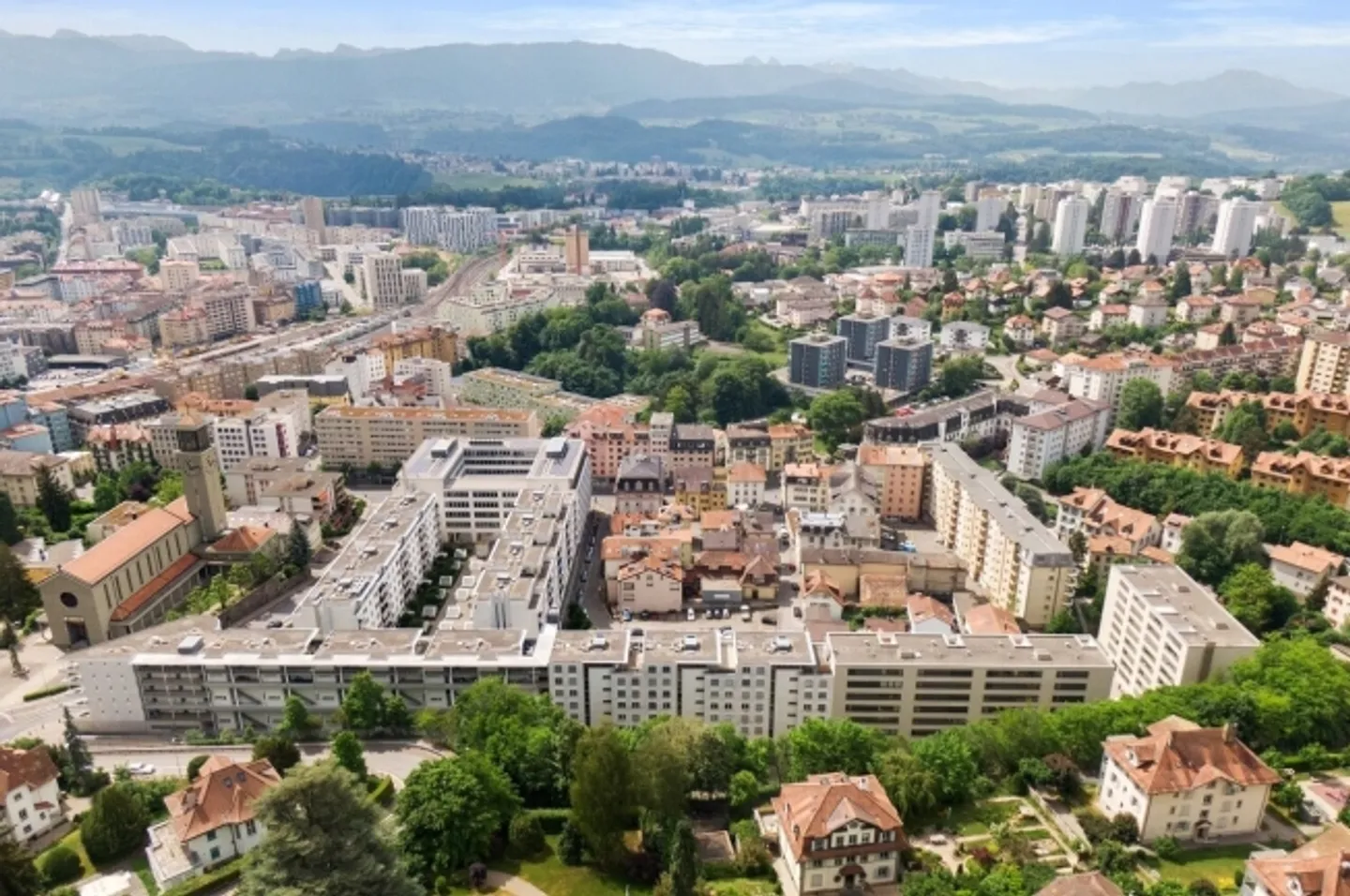 Luminoso e spazioso 4.5 stanze - Foto 1 di 2