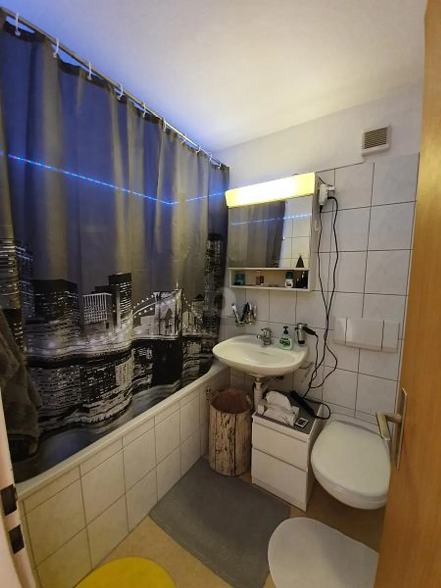 Charmant appartement 1.5 pièces - Photo 3 sur 5