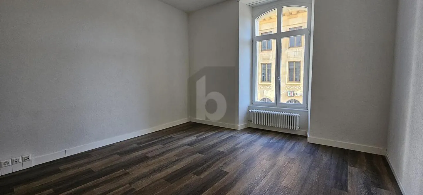 Ufficio spazioso in centro città - Foto 4 di 6