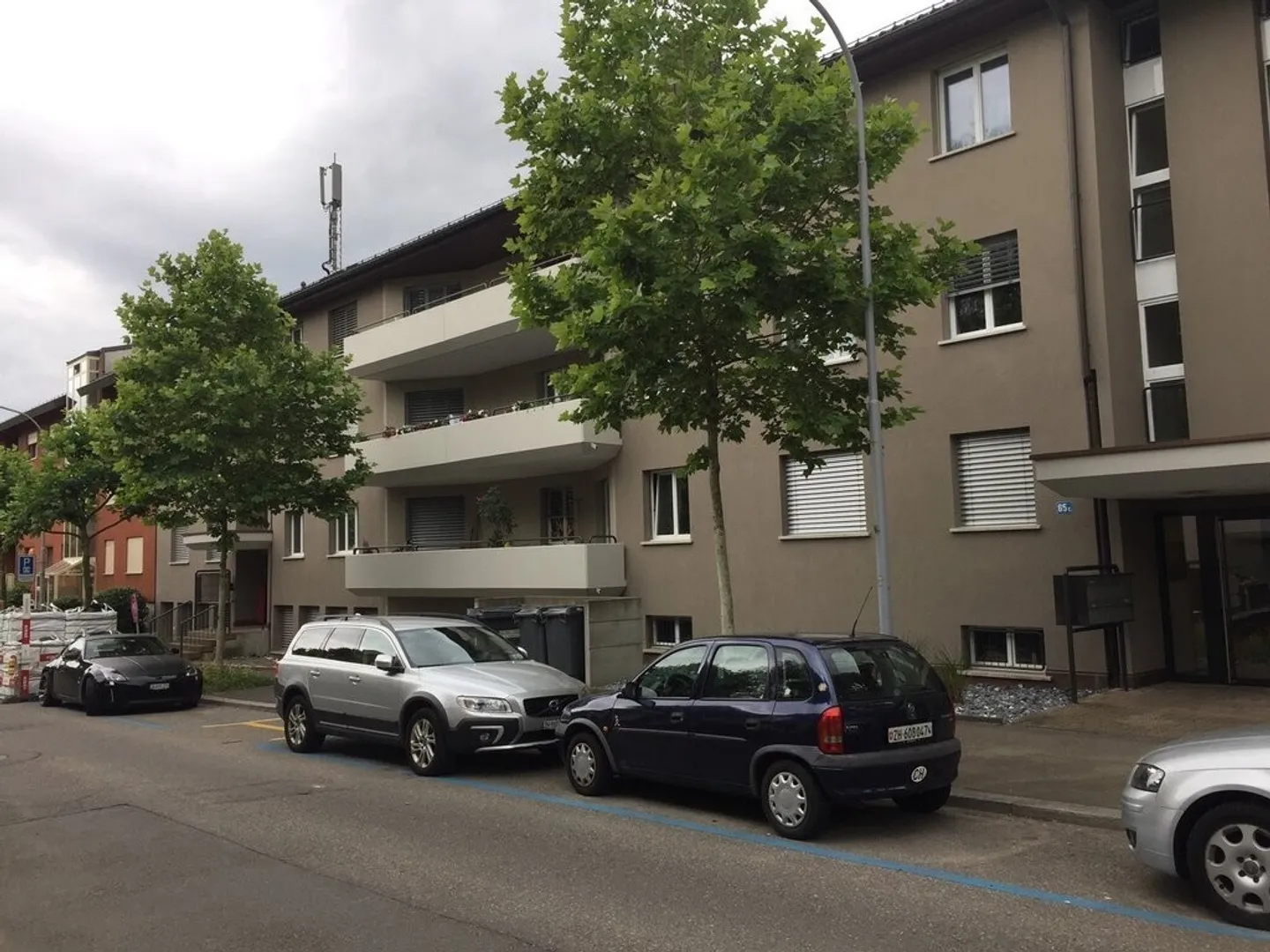 Electric parking spaces/parking spaces for rent - Photo 1 of 1