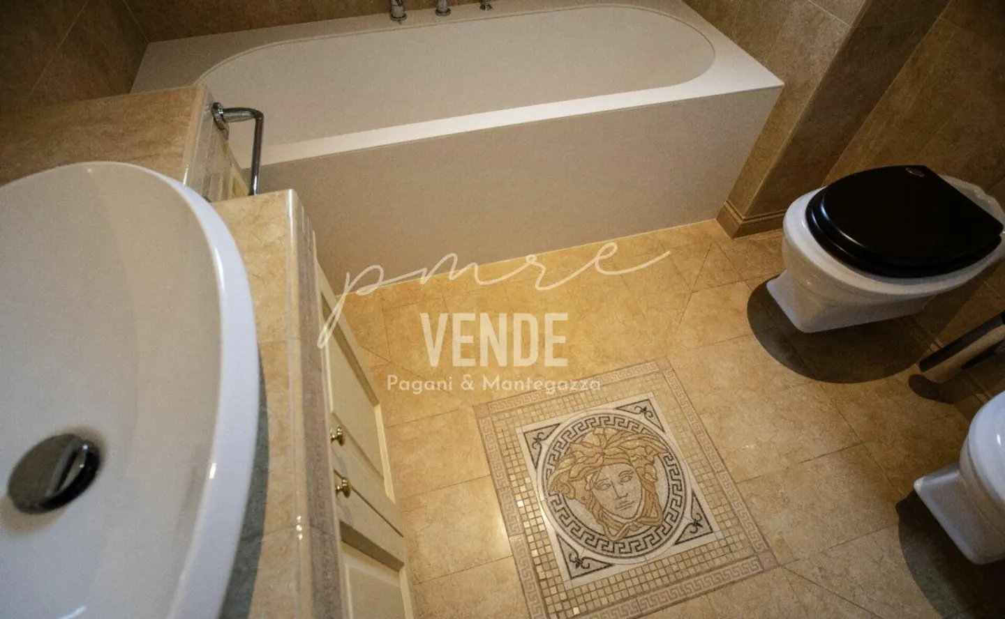 LUGANO I APPARTEMENT 3,5 MEUBLÉ À DEUX PAS DU CENTRE DE LUGANO - Photo 8 sur 8