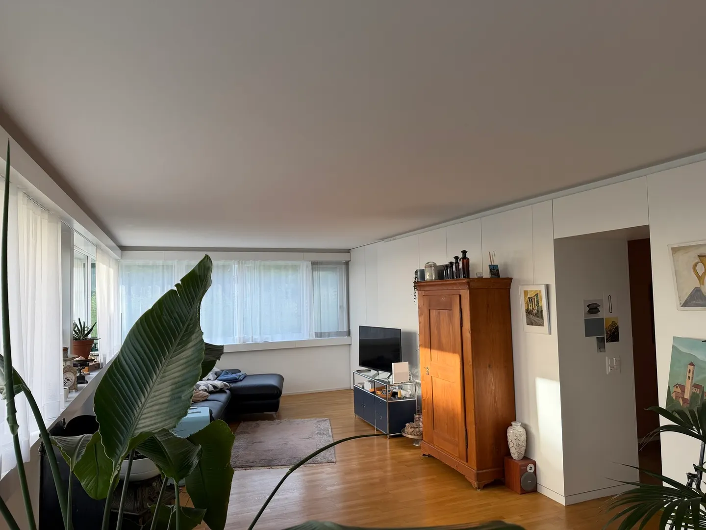 Appartement lumineux au rez-de-chaussée - Photo 2 sur 6
