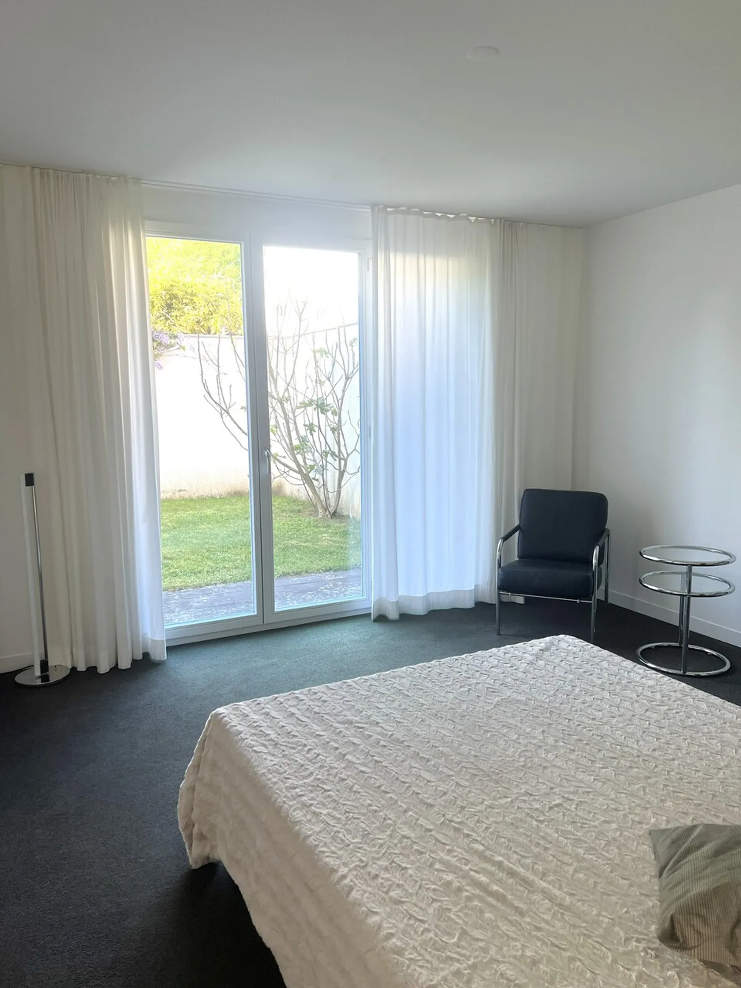 Idylle et générosité – Maison individuelle de 7 pièces avec jardin et terrasse sur le toit - Photo 5 sur 17