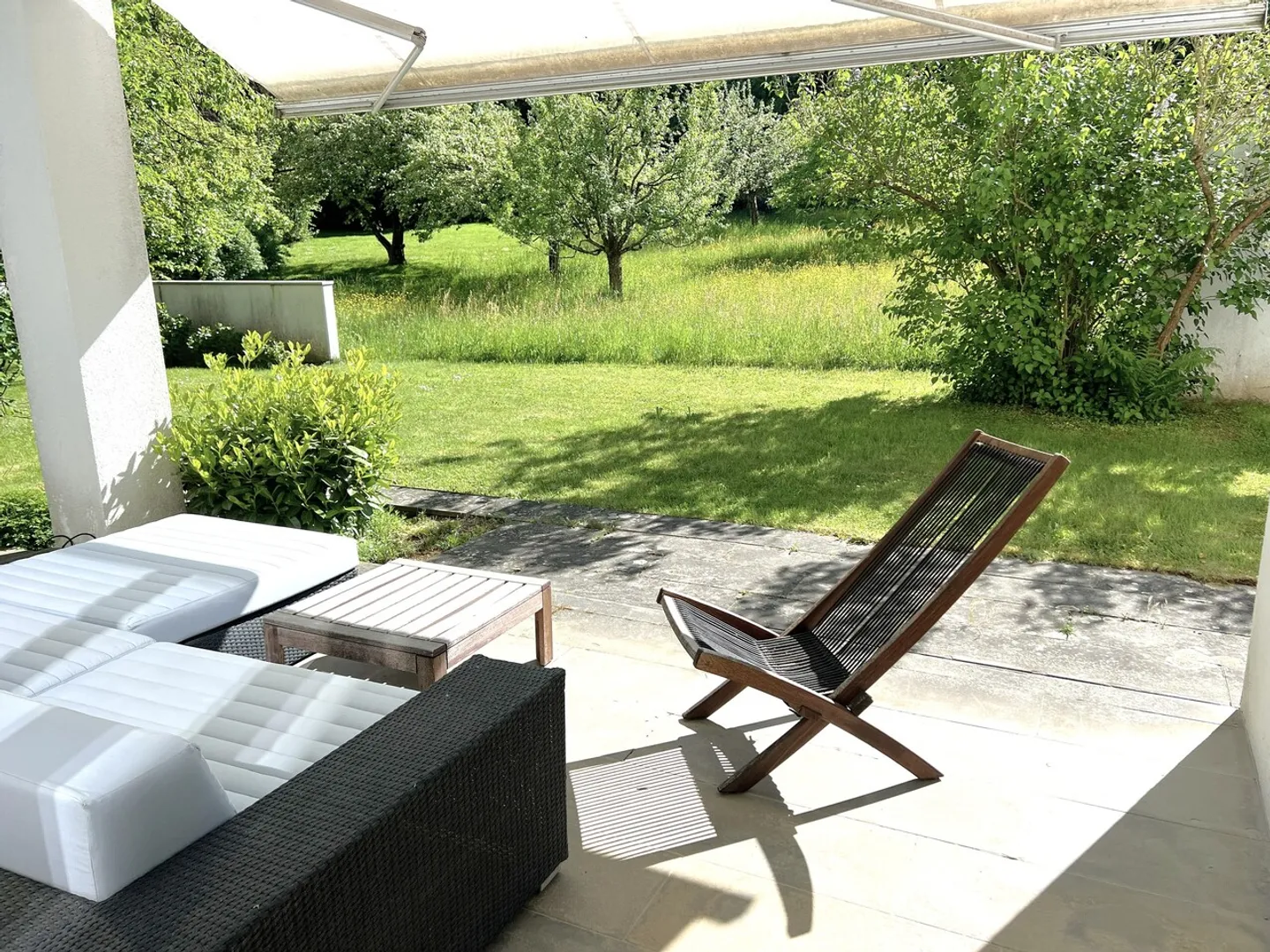 Idylle et générosité – Maison individuelle de 7 pièces avec jardin et terrasse sur le toit - Photo 16 sur 17