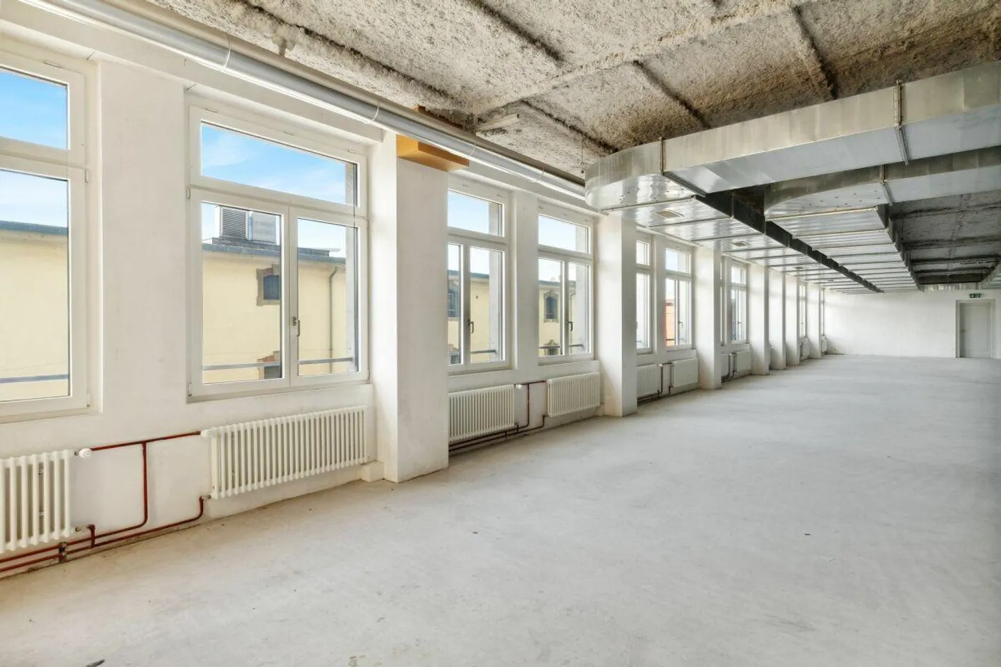 Espace Commercial en Centre-Ville - Photo 4 sur 15