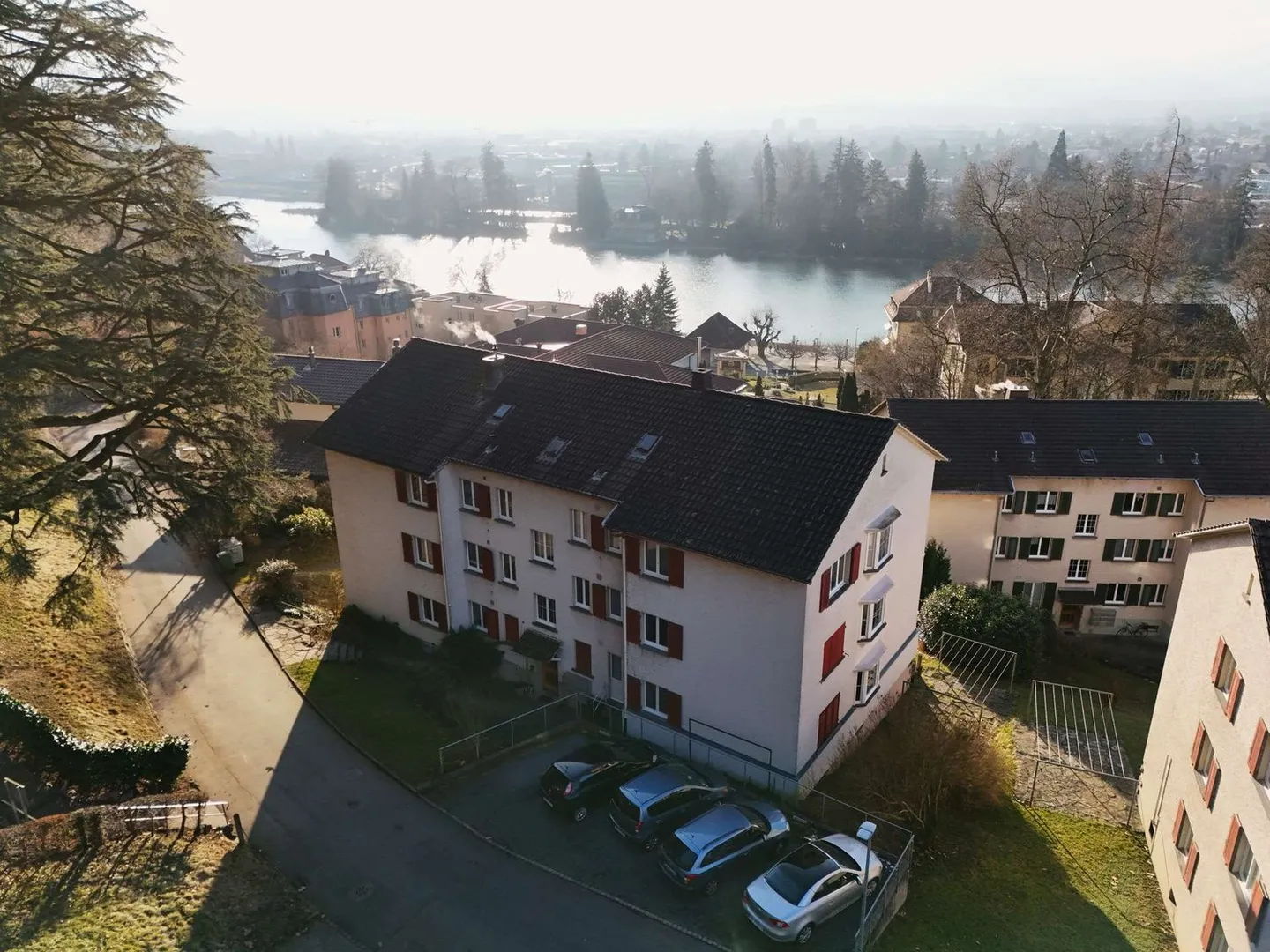 New 2-room senior apartment for sale in Thun, No. 22 on the garden floor - Photo 8 of 13
