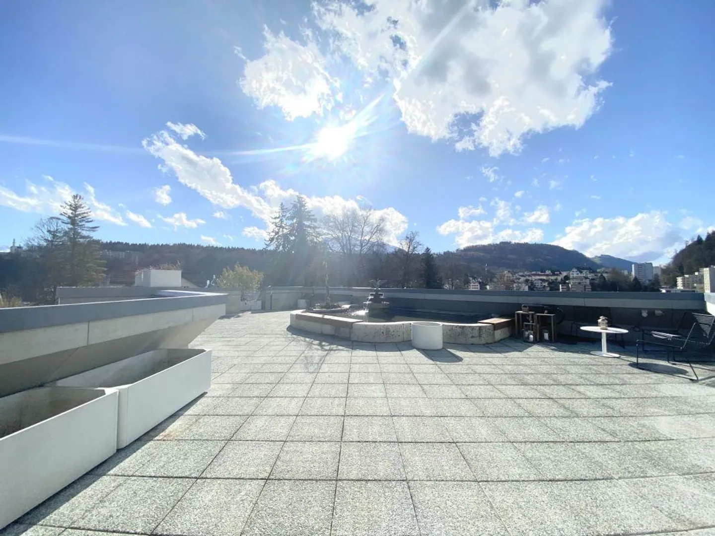 Appartamento attico esclusivo e spazioso con terrazza da sogno e ottima esposizione solare - Foto 10 di 14