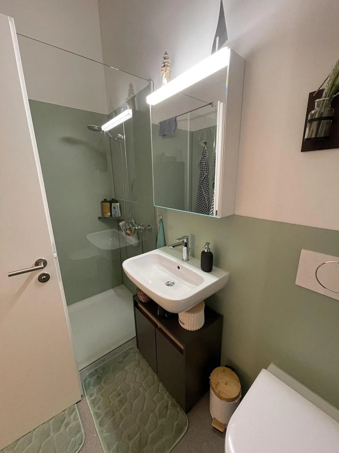 6.5 Room Apartment (Semi-Detached House) - Photo 5 of 13