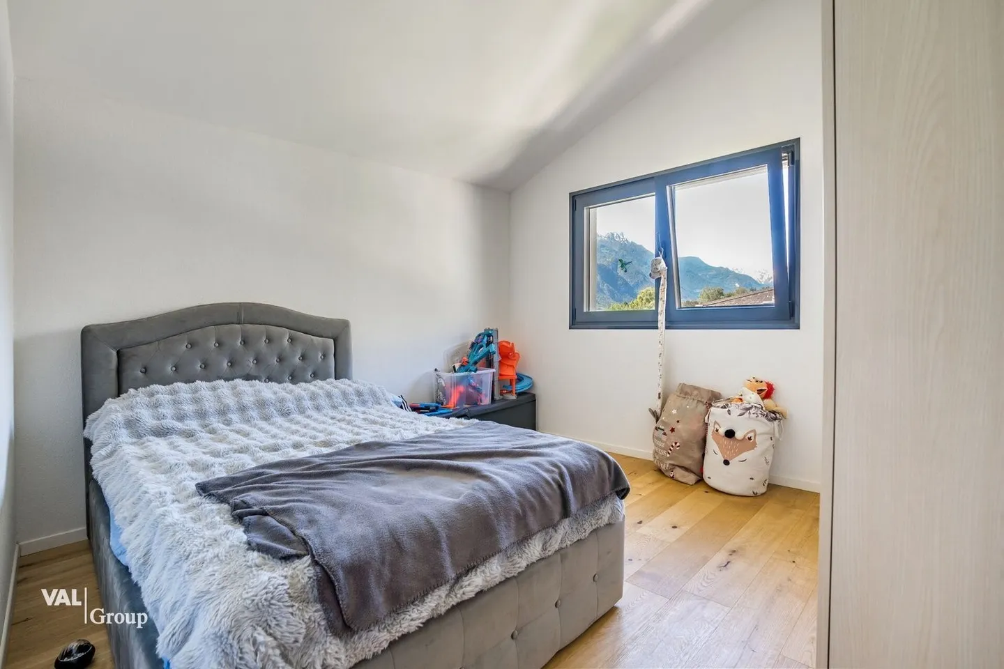 Magnificent modern villa with garden, terrace and garage - Photo 8 of 13