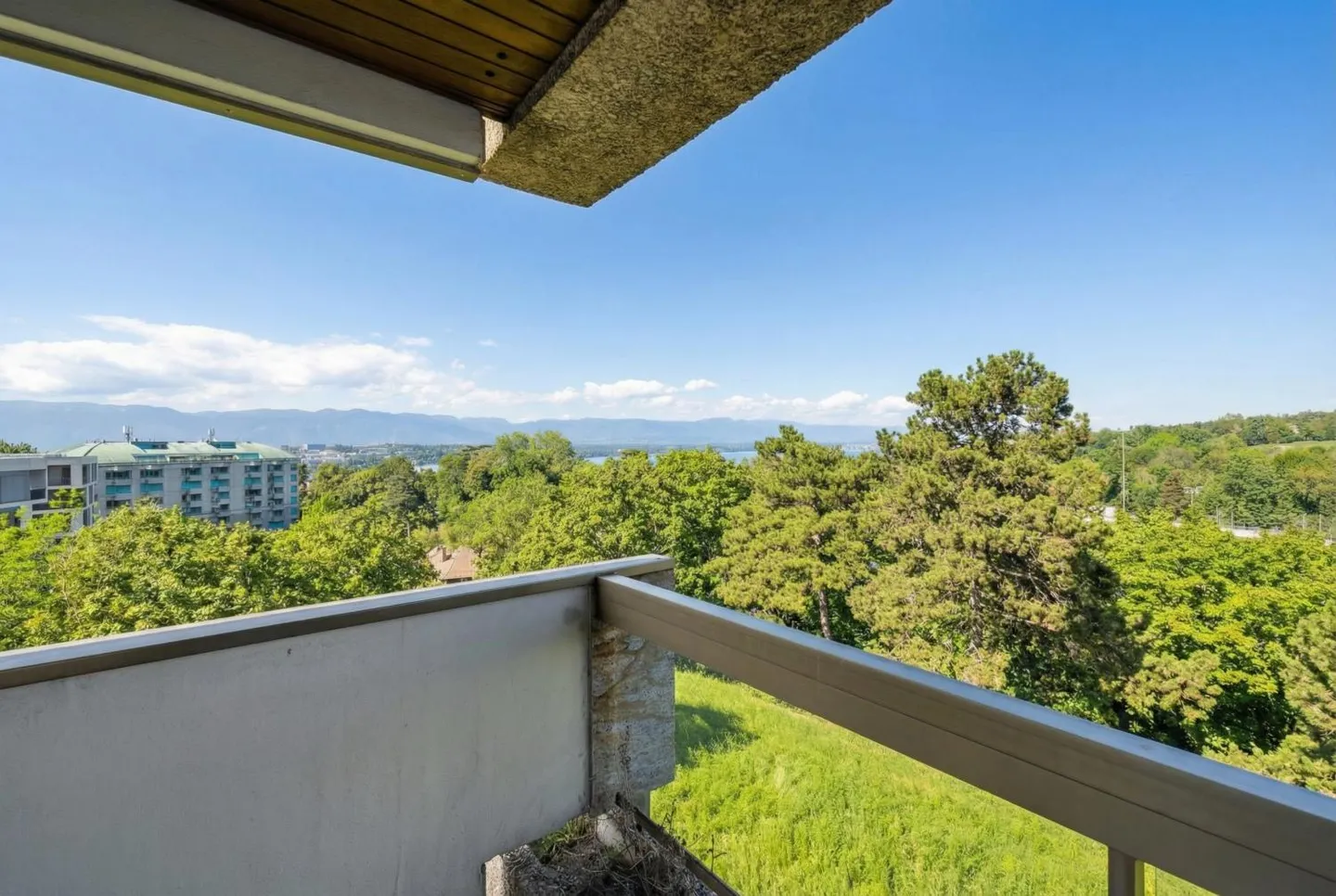 Appartement de prestige avec vue sur le lac - Photo 1 sur 6