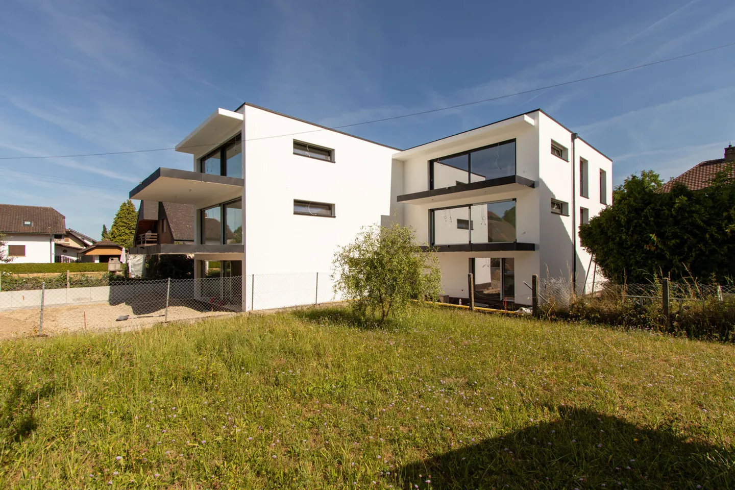 Première occupation - Appartements modernes de 4,5 et 3,5 pièces à Gurmels - Photo 2 sur 16