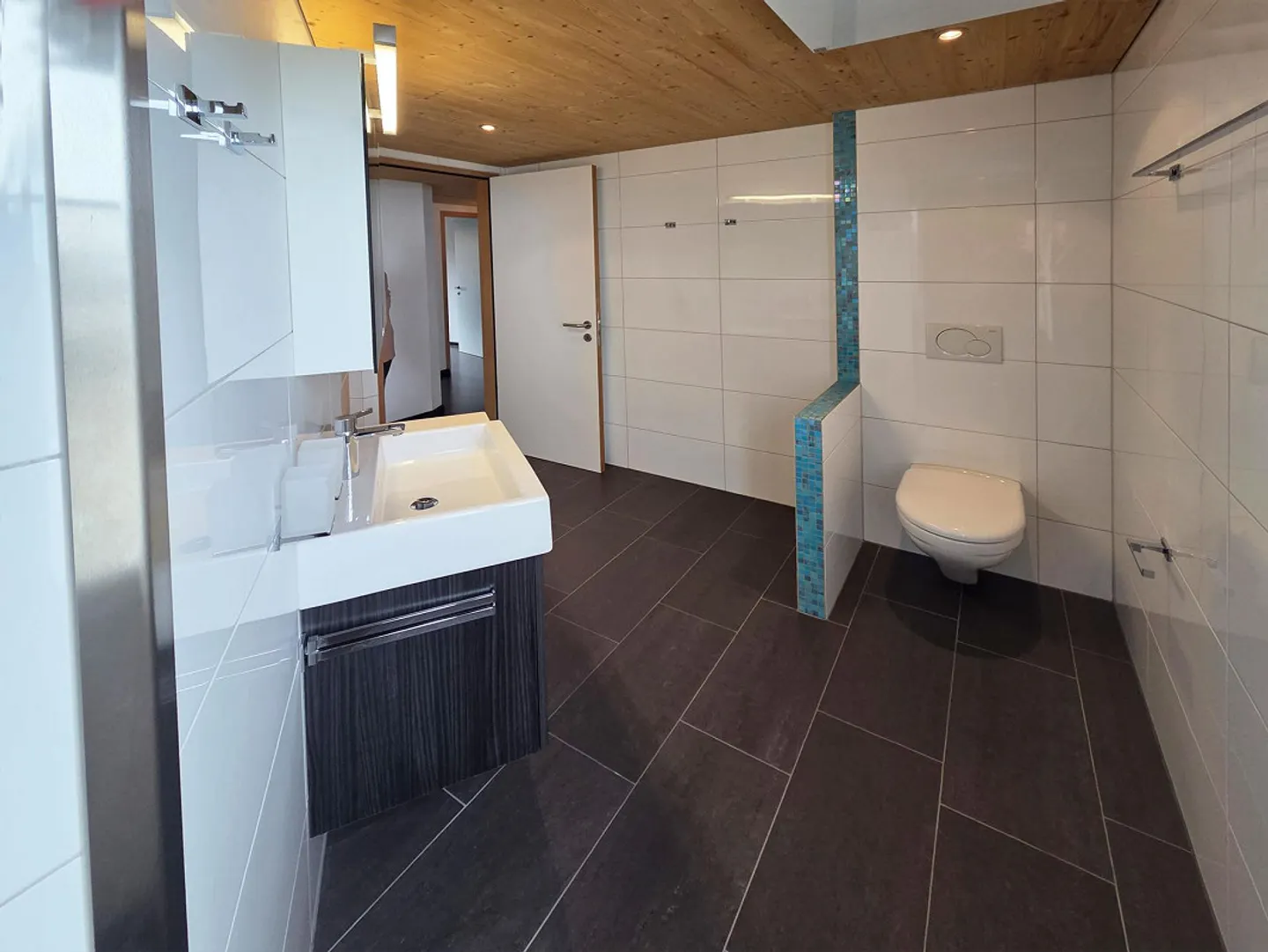 4½ Room Apartment with a View in Wolfhalden - Photo 14 of 19