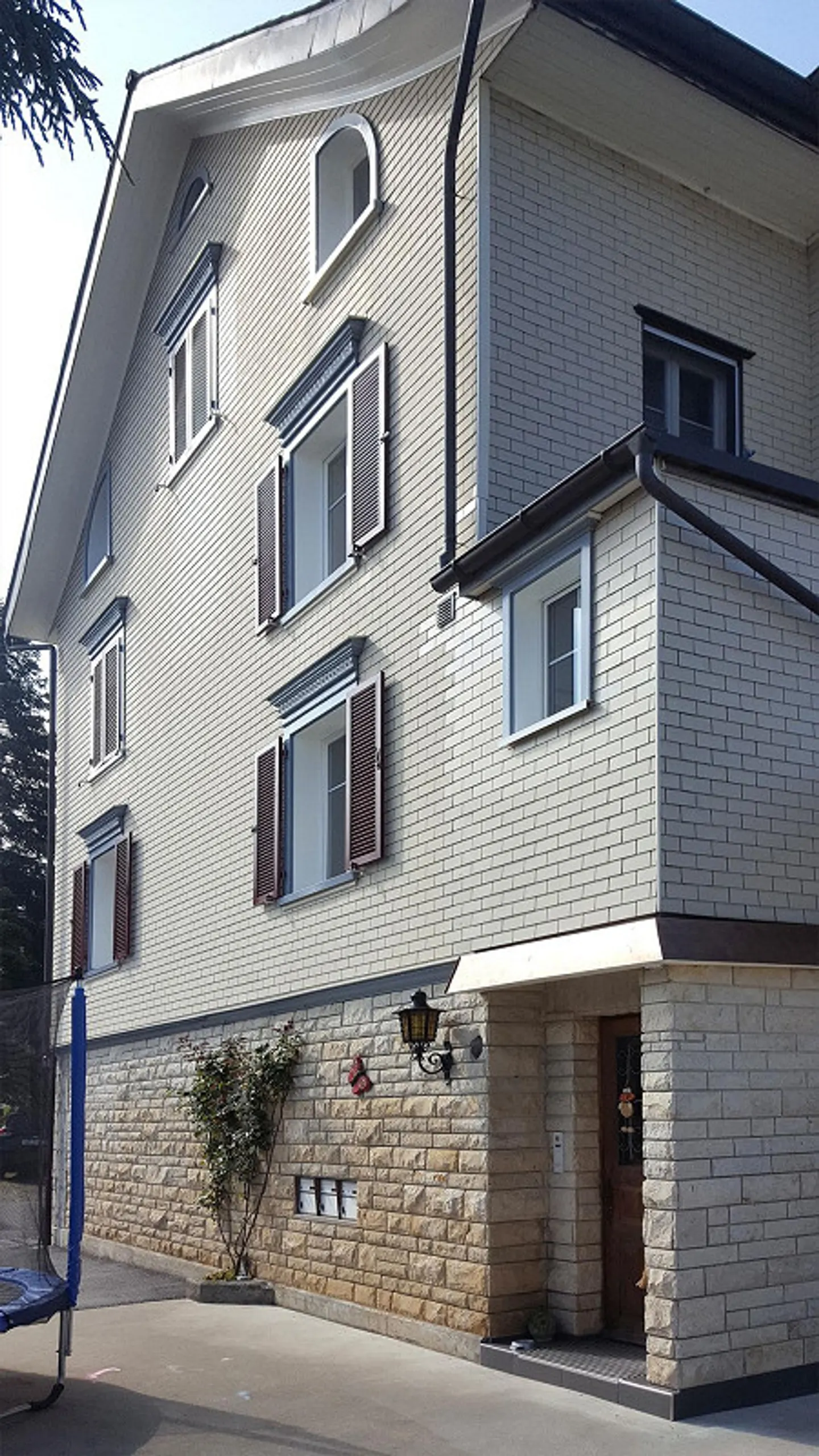 4½ Room Apartment with a View in Wolfhalden - Photo 2 of 19