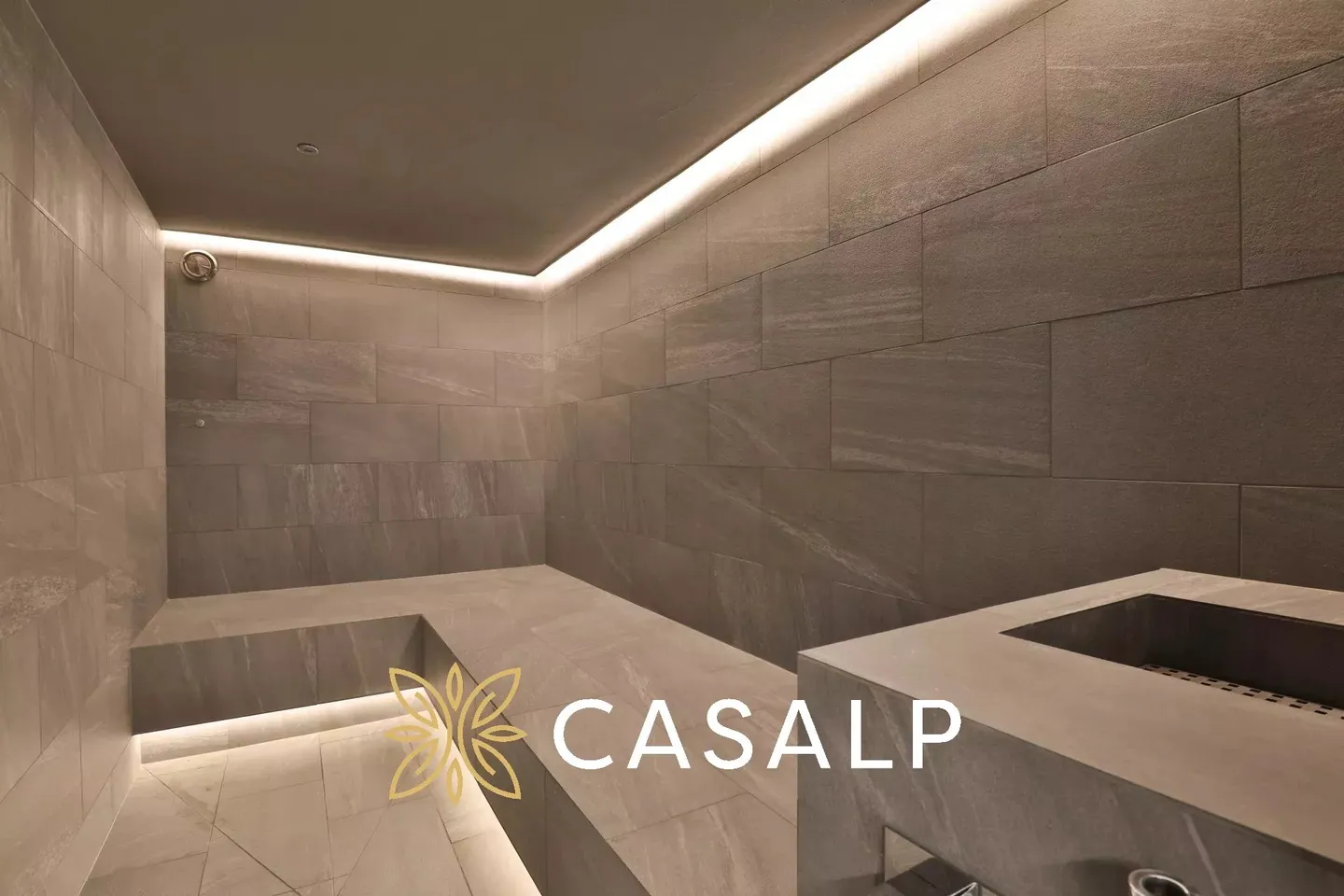 3-Room Apartment with Terrace and Spa Access - Photo 18 of 18