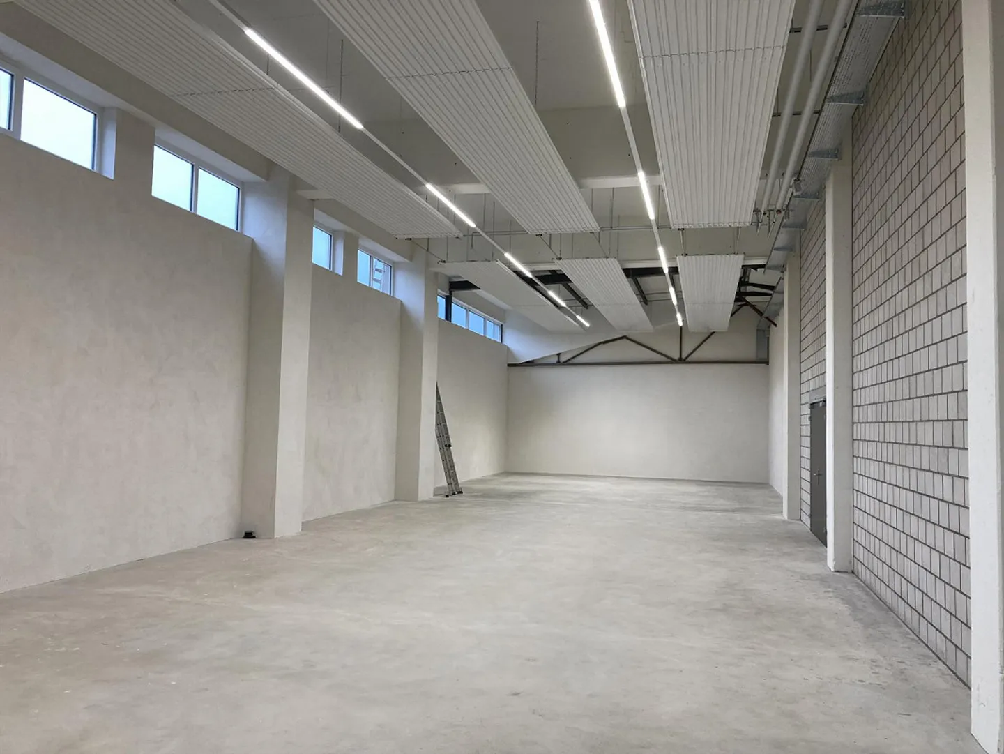 Spazio commerciale centrale con ascensore per merci - Foto 2 di 6