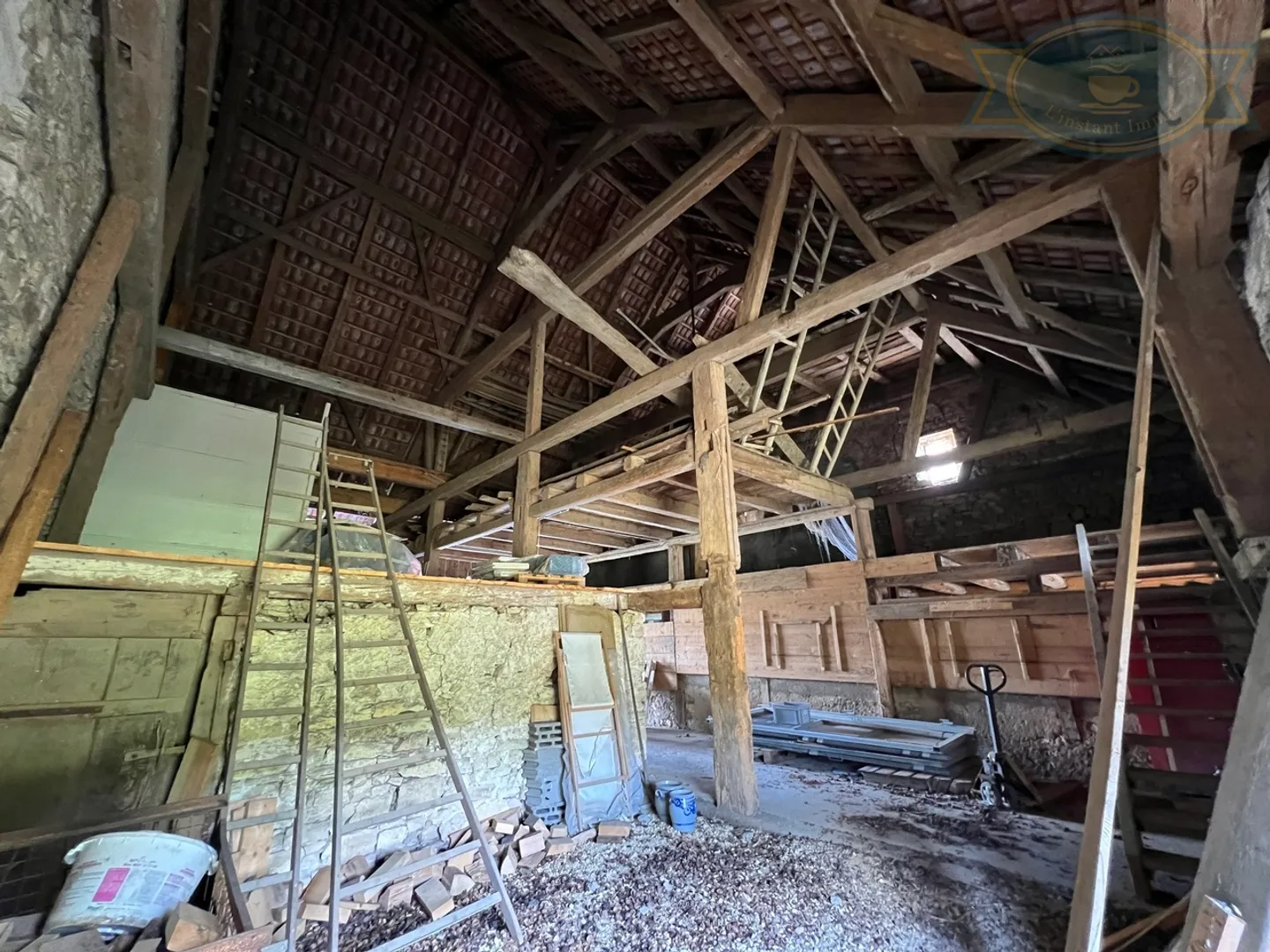 Charming Renovated Farmhouse - Photo 7 of 9