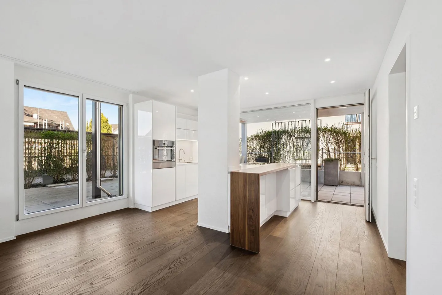 Exclusive garden maisonette in a quiet village location - Photo 2 of 4