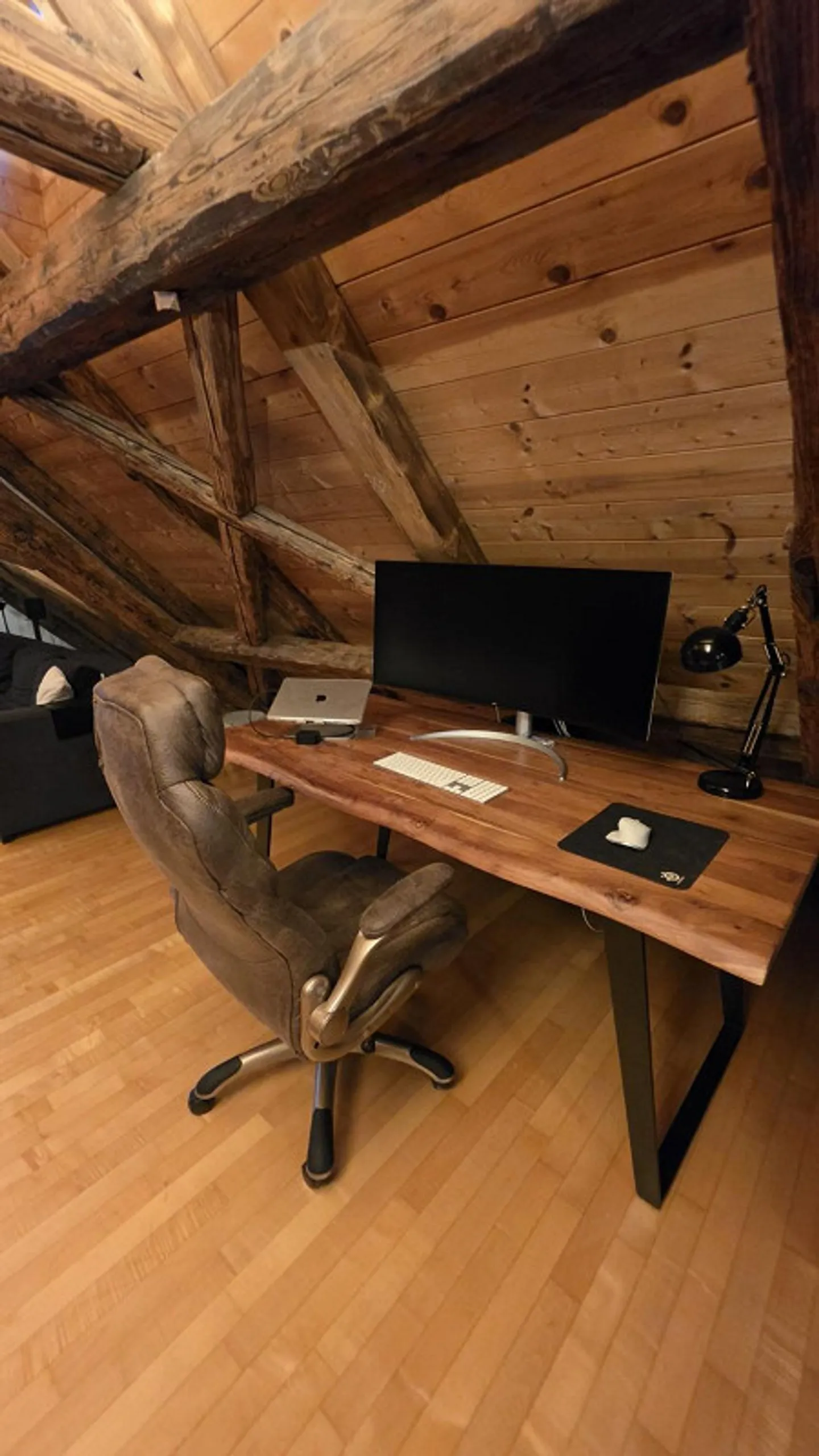 Recherche d'un nouveau locataire pour un appartement penthouse exclusif dans la vieille ville de Chur. - Photo 4 sur 16
