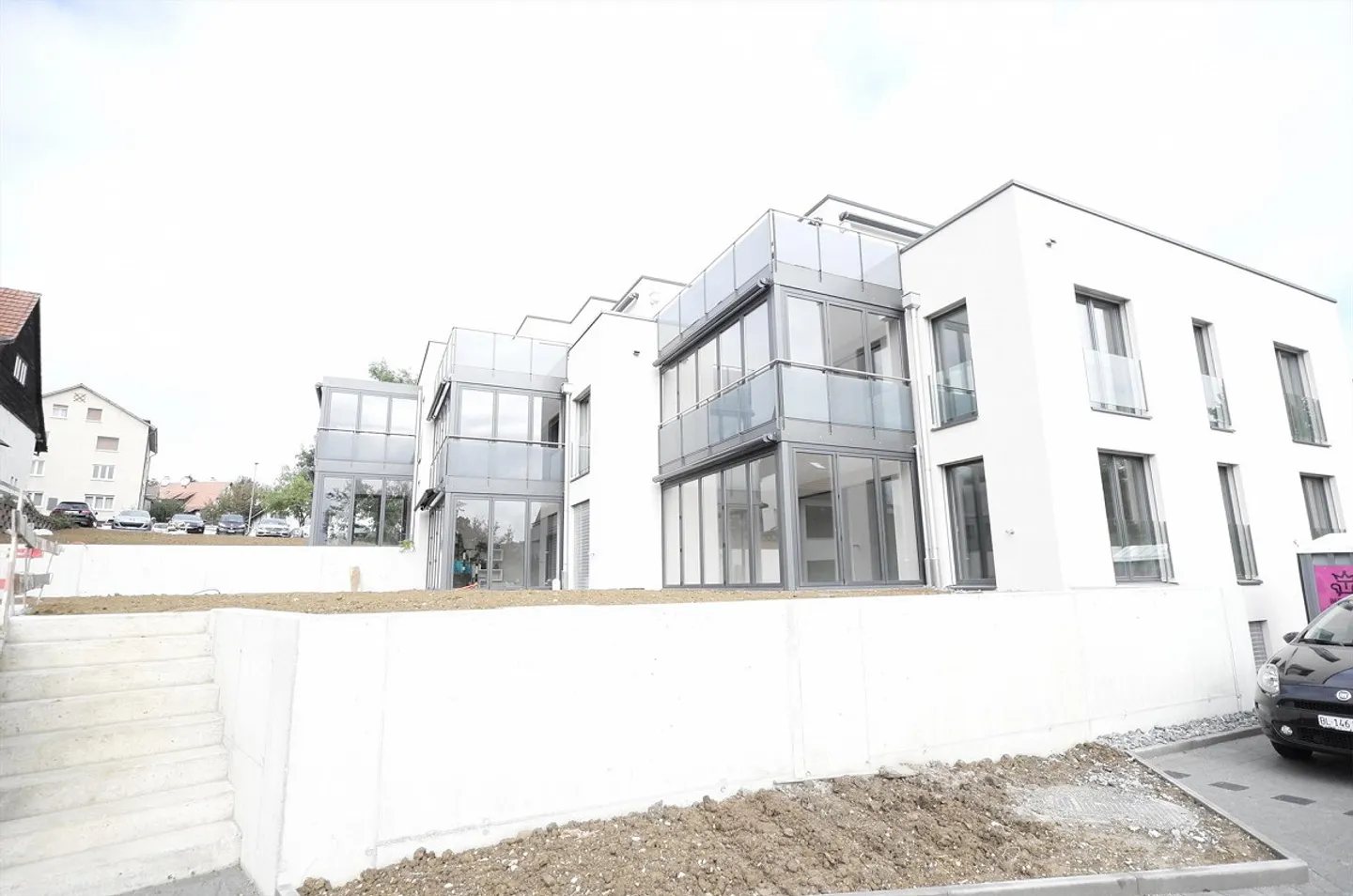 Posto auto in una posizione centrale - Foto 4 di 5