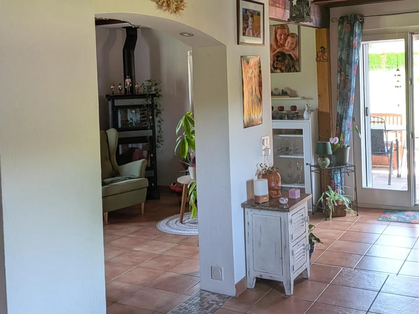 Villa with 9 rooms - Photo 7 of 17